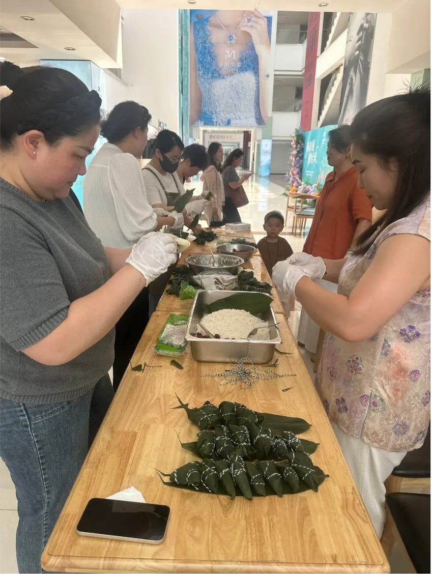 Kunyu Jewelry Celebrates Dragon Boat Festival | Traditional Culture & Warm Team Activity Kunyu Jewelry Celebrates Dragon Boat Festival | Traditional Culture & Warm Team Activity